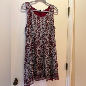Ladies sleeveless, print dress. Burgundy, pink and black.